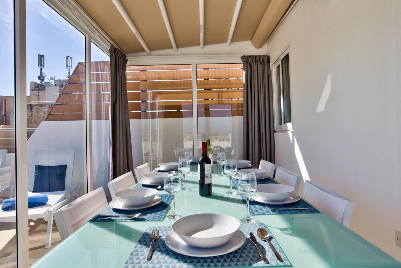 Valletta Luxury 4-Bedroom Duplex With Stunning Sea Views Private Terrace And Jacuzzi Εξωτερικό φωτογραφία